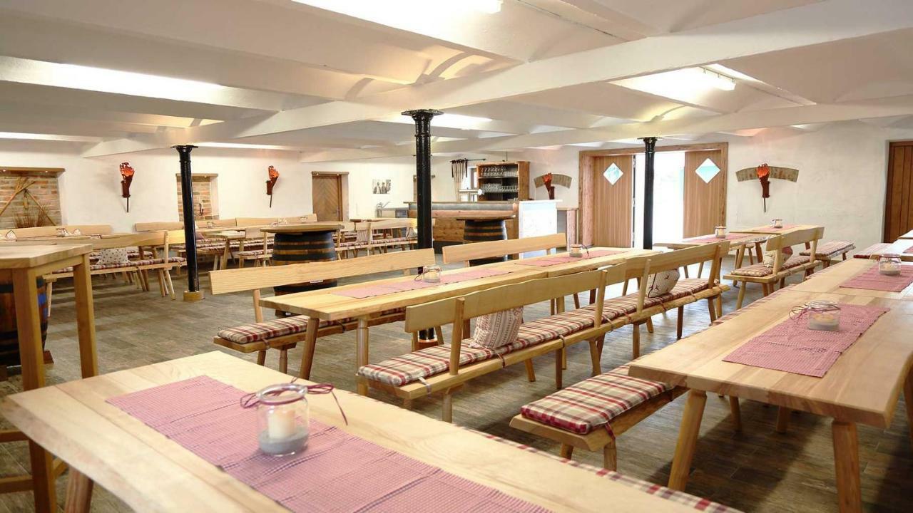 Vilstaler Hof Landgasthof & Hotel Rottersdorf ภายนอก รูปภาพ