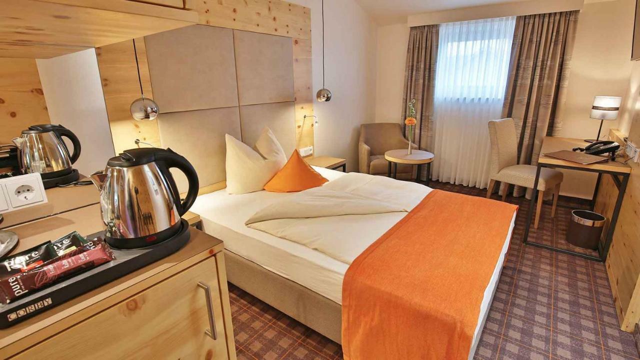 Vilstaler Hof Landgasthof & Hotel Rottersdorf ภายนอก รูปภาพ