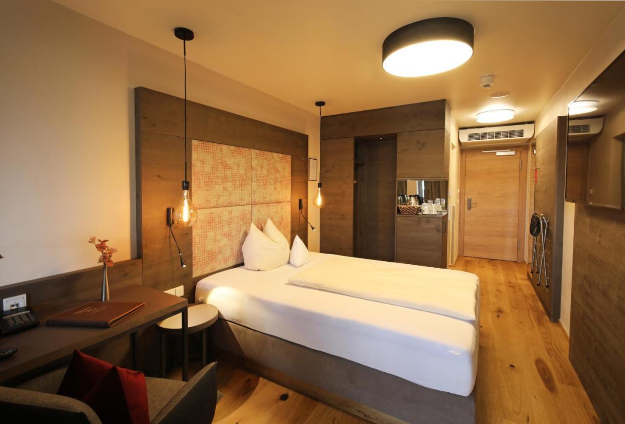 Vilstaler Hof Landgasthof & Hotel Rottersdorf ภายนอก รูปภาพ
